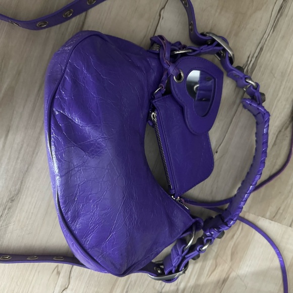 Authentic balenciaga XS Le Cagole leather shoulder bag - Picture 5 of 8